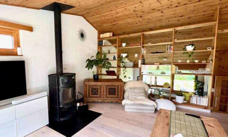 Obere Wohnung Wohnzimmer