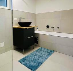 Whirlwanne Steinwaschtisch UG